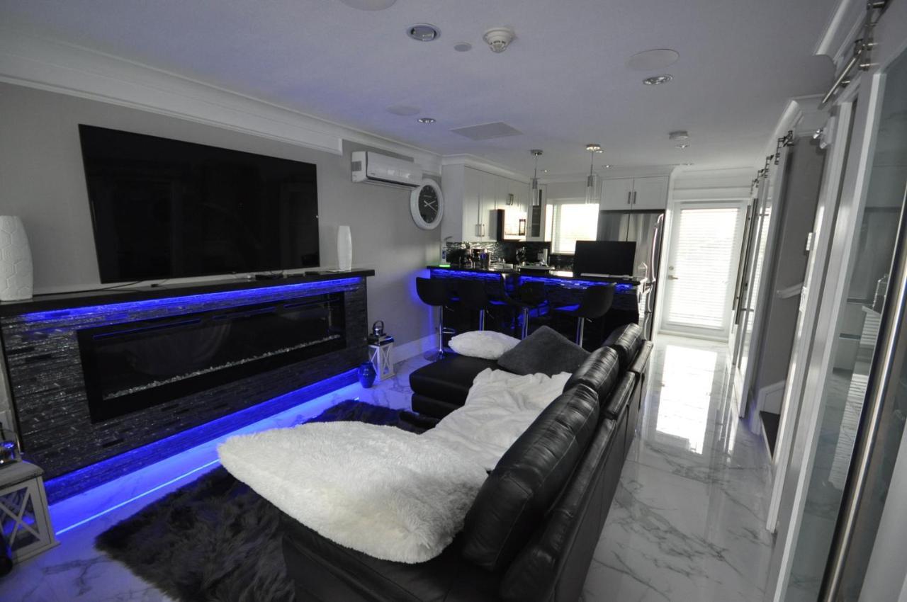 Beautiful Bright 3 Bed Townhouse Apartment Vancouver Bagian luar foto