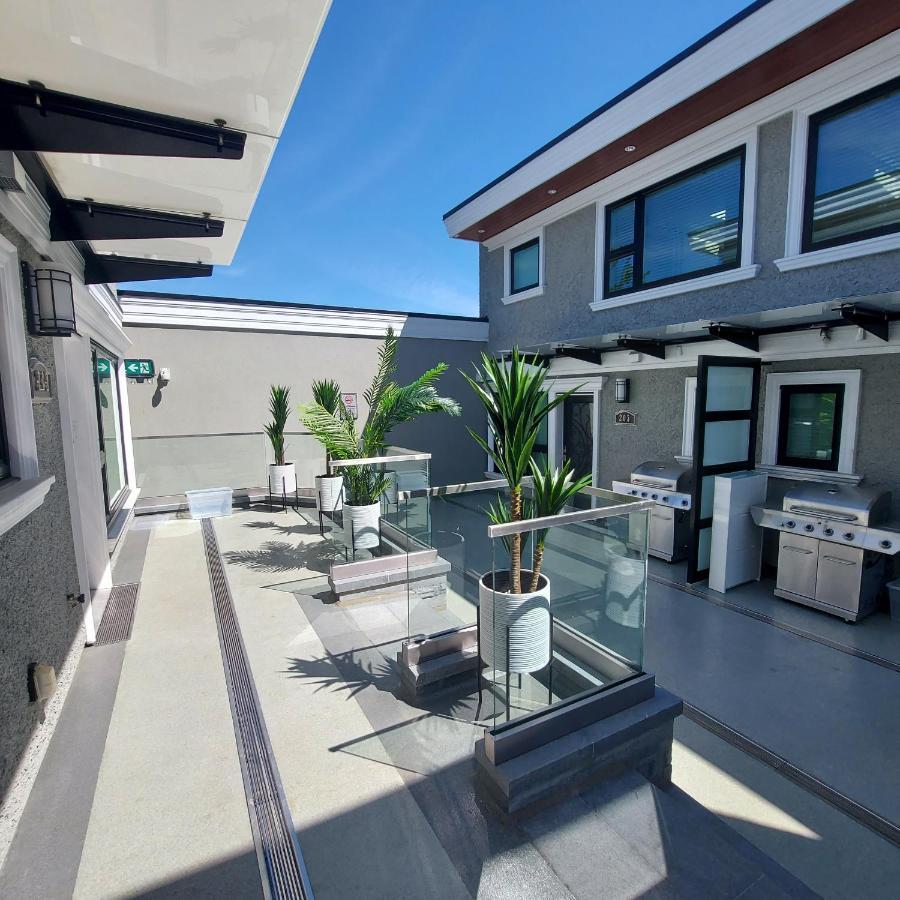 Beautiful Bright 3 Bed Townhouse Apartment Vancouver Bagian luar foto