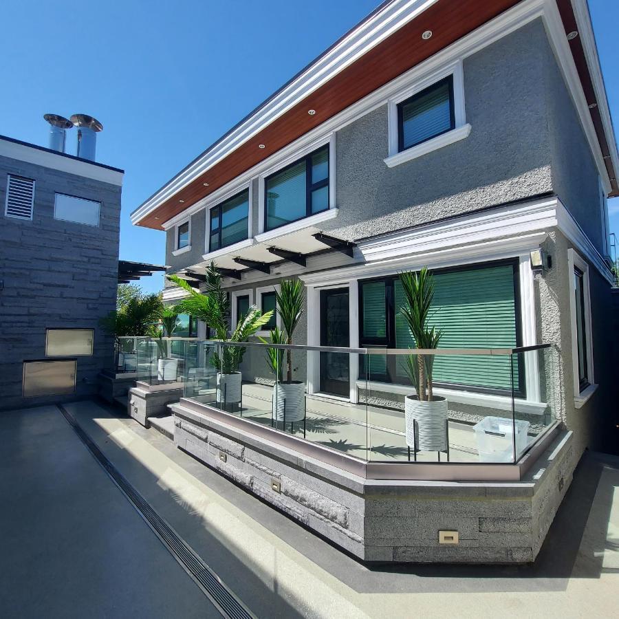 Beautiful Bright 3 Bed Townhouse Apartment Vancouver Bagian luar foto