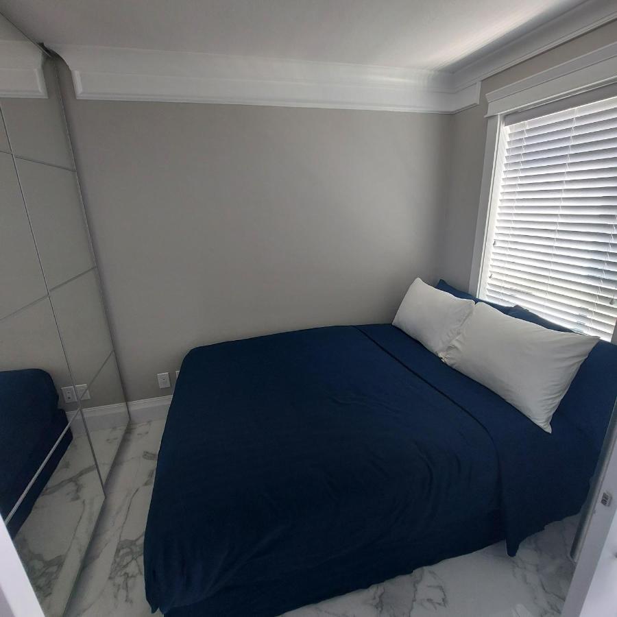Beautiful Bright 3 Bed Townhouse Apartment Vancouver Bagian luar foto
